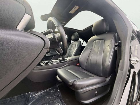 Used 2021 Mercedes-Benz CLA 250 4MATIC w/ Premium Package image 21