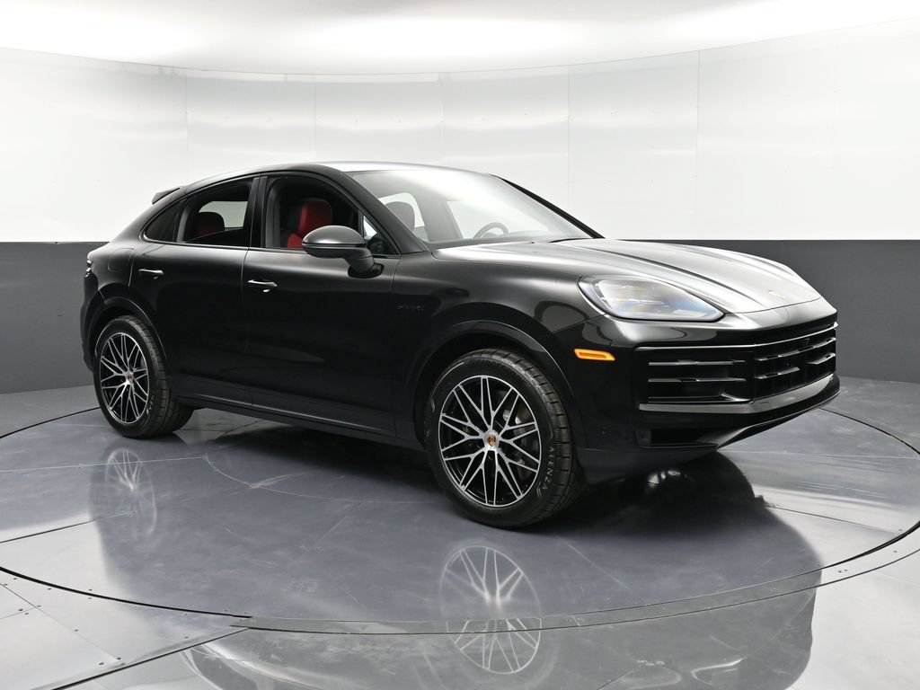 Certified 2026 Porsche Cayenne E-Hybrid Coupe AWD/4WD image 10