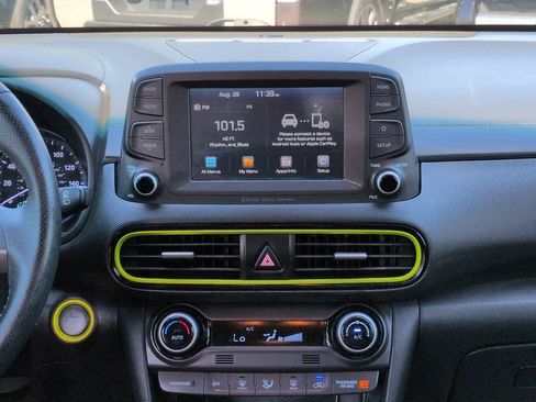 Used 2018 Hyundai Kona Limited FWD image 17