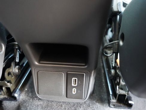 Used 2024 Buick Encore GX Sport Touring image 20