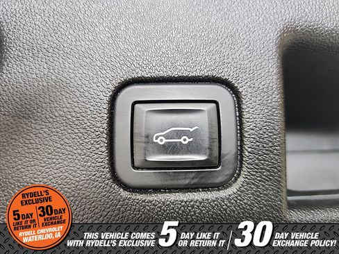 Used 2019 Chevrolet Equinox Premier image 14