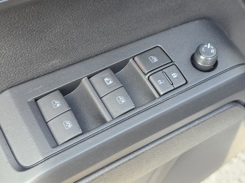 Used 2021 Toyota Tacoma SR w/ SR Convenience Package RWD image 23