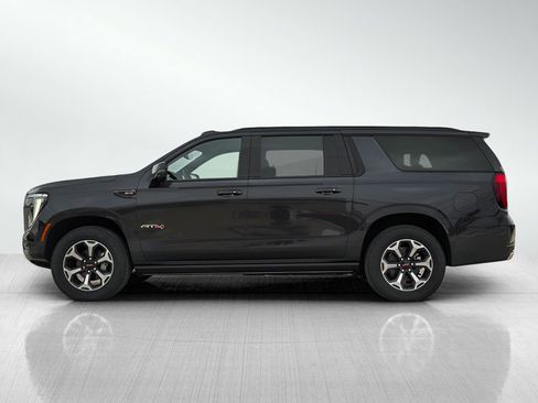 New 2026 GMC Yukon XL AT4 Ultimate w/ LPO, Floor Liner Package AWD/4WD image 4