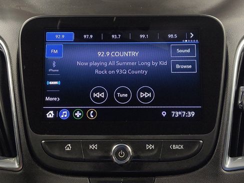 Used 2020 Chevrolet Malibu LT FWD image 25