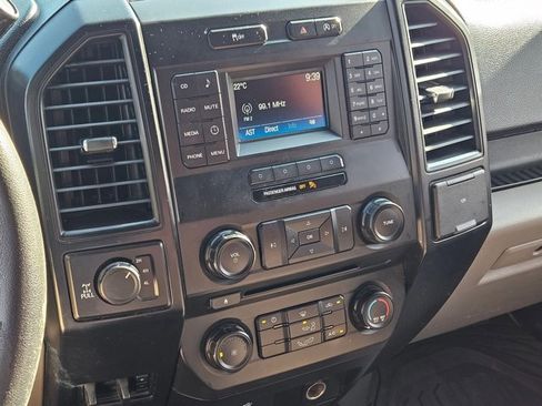 Used 2017 Ford F150 XL w/ Max Trailer Tow Package image 12