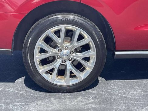 Used 2018 Ford Expedition Limited w/ Equipment Group 302A RWD image 9