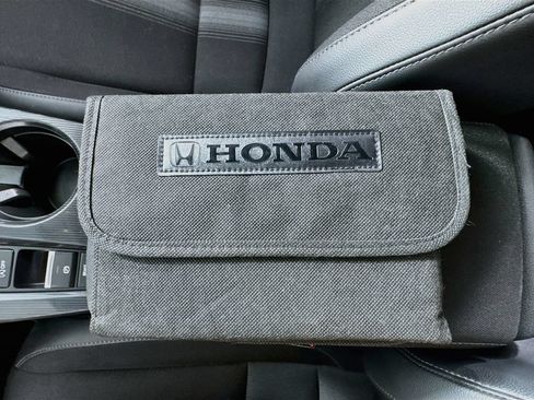 Used 2024 Honda Civic Sport image 25
