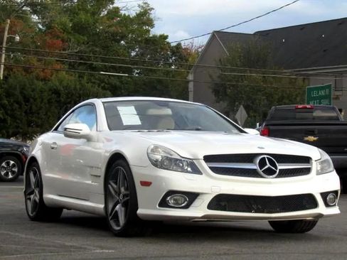 Used 2009 Mercedes-Benz SL 550 image 1