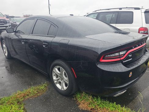 Used 2019 Dodge Charger SXT RWD image 4