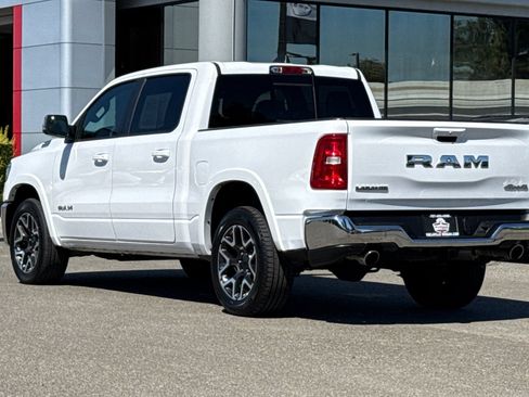 Used 2025 RAM 1500 Laramie AWD/4WD image 9