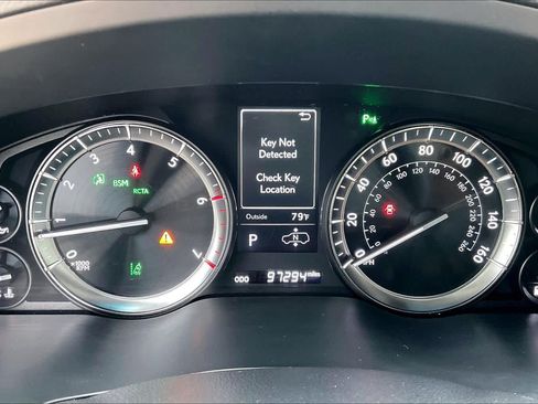 Used 2019 Lexus LX 570 4WD w/ Luxury Package image 23