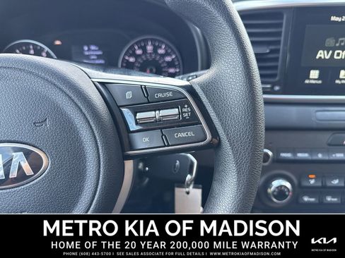 Used 2022 Kia Sportage LX AWD/4WD image 19