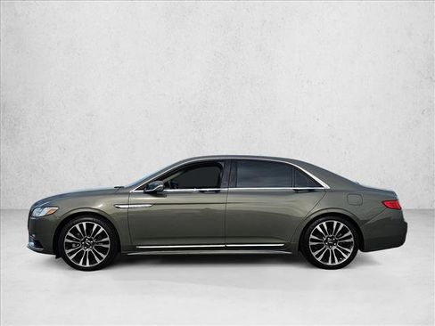 Used 2017 Lincoln Continental Reserve w/ Climate Package image 9