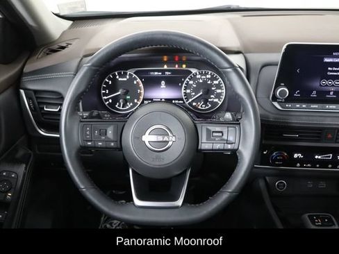 Used 2023 Nissan Rogue SV w/ SV Premium B Package FWD image 7