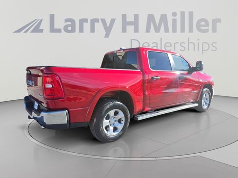 New 2026 RAM 1500 Big Horn AWD/4WD image 5