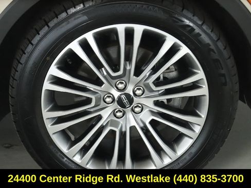 Used 2016 Lincoln MKX Reserve w/ Climate Package AWD/4WD image 10