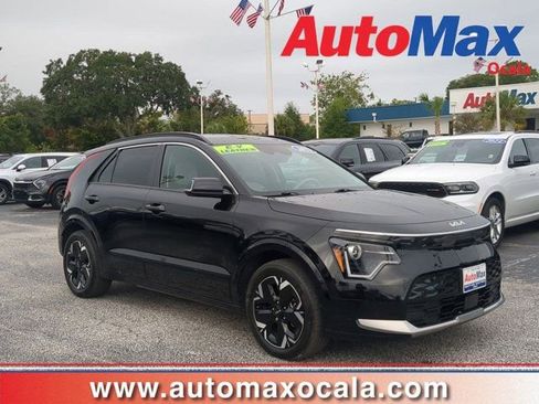 Used 2023 Kia Niro Wind w/ Wind Preserve Package image 1