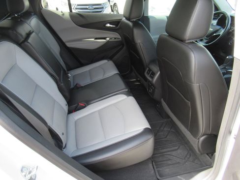Used 2021 Chevrolet Equinox Premier FWD image 33