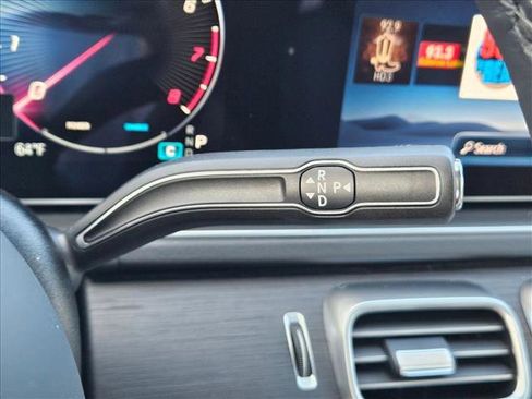 New 2026 Mercedes-Benz GLS 580 4MATIC image 14