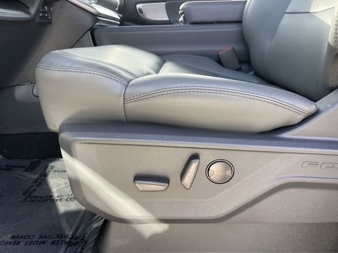 New 2026 Ford Expedition Active RWD image 23