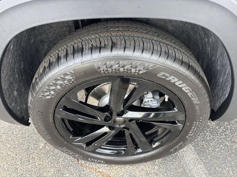 New 2026 Volkswagen Atlas Cross Sport SEL R-Line AWD/4WD image 10