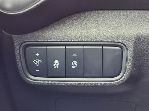 Used 2024 Kia Soul LX w/ Option Group 015 image 16