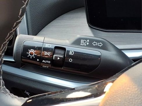 Used 2025 Kia Sorento SX AWD/4WD image 30