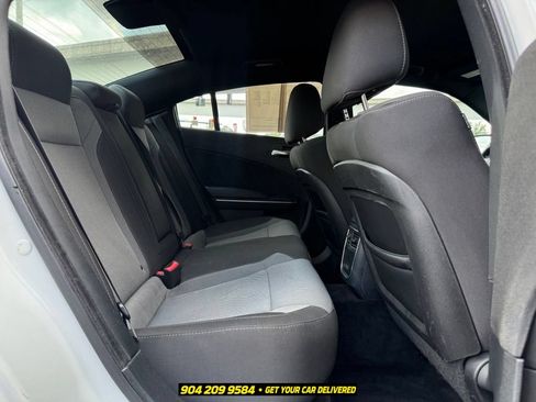 Used 2016 Dodge Charger R/T RWD image 33