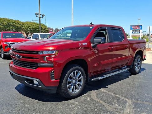 Used 2022 Chevrolet Silverado 1500 RST AWD/4WD image 3