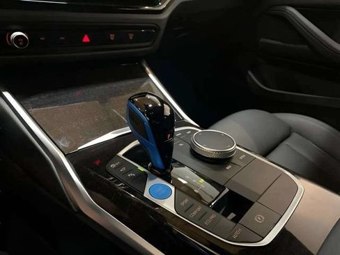 Used 2023 BMW i4 eDrive35 RWD image 28