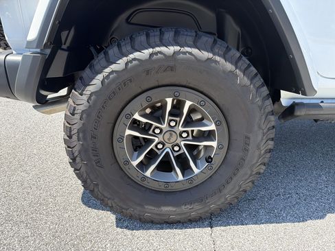 Used 2024 Jeep Wrangler Unlimited Rubicon 392 AWD/4WD image 21