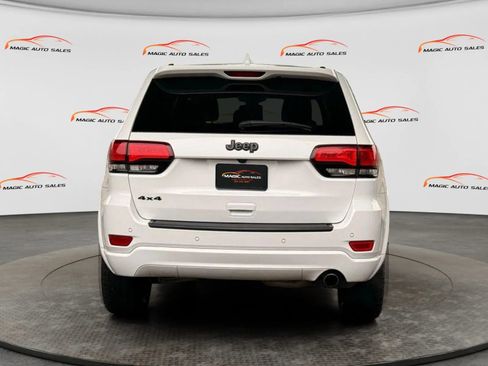 Used 2020 Jeep Grand Cherokee Altitude image 8