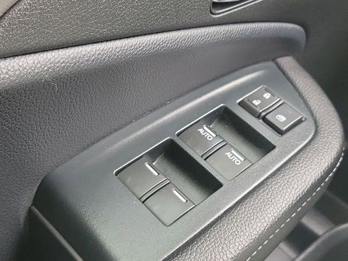 Used 2023 Honda Ridgeline Sport image 32