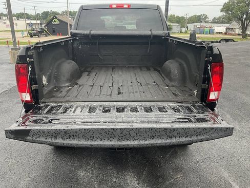 Used 2015 RAM 2500 Tradesman w/ Chrome Appearance Group AWD/4WD image 18