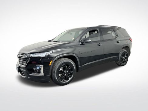 Used 2023 Chevrolet Traverse LT w/ Midnight/Sport Edition AWD/4WD image 4