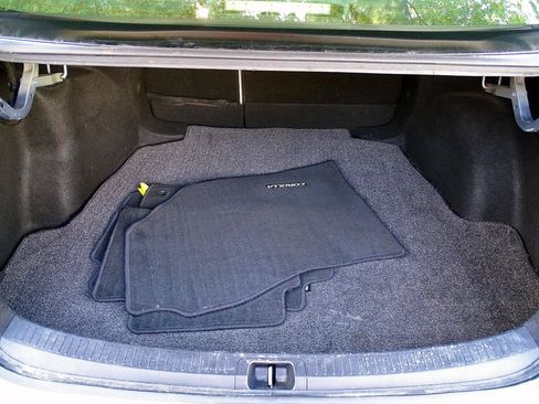 Used 2021 Toyota Corolla LE w/ Carpet Mat Package (TMS) FWD image 18