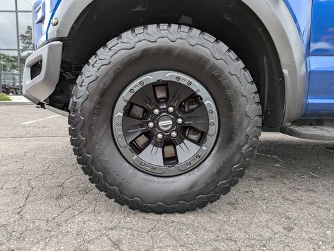 Used 2018 Ford F150 Raptor w/ Equipment Group 802A Luxury AWD/4WD image 55