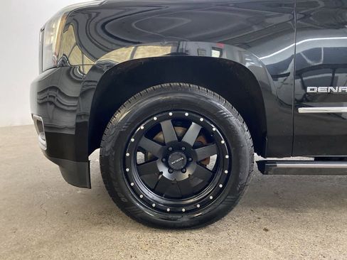 Used 2019 GMC Yukon XL Denali w/ Denali Ultimate Package image 11