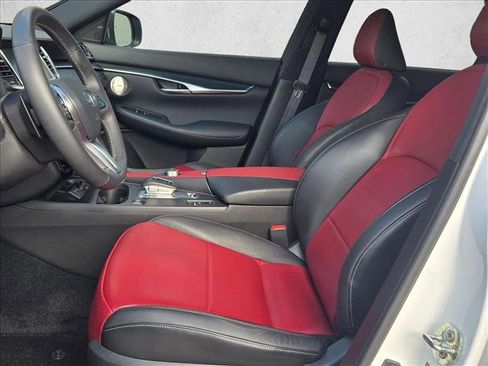 Used 2024 INFINITI QX50 Sport image 14