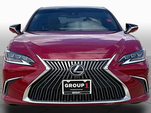 Used 2020 Lexus ES 350 Ultra Luxury w/ Accessory Package 2 FWD image 4