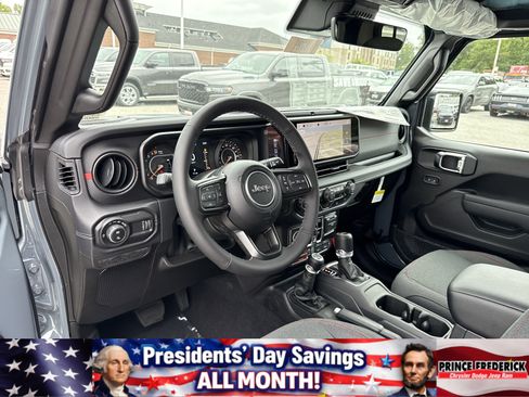 New 2025 Jeep Gladiator Rubicon w/ Technology Group image 11