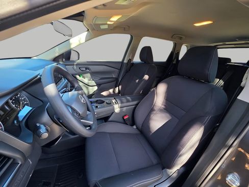 New 2026 Nissan Rogue S image 18