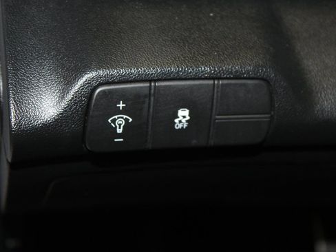 Used 2025 Hyundai Elantra Sport image 10