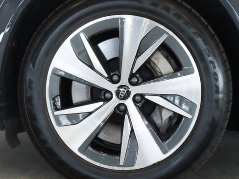 Used 2024 Audi Q8 e-tron Prestige image 7