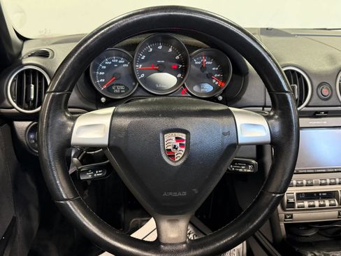 Used 2006 Porsche Boxster RWD image 17