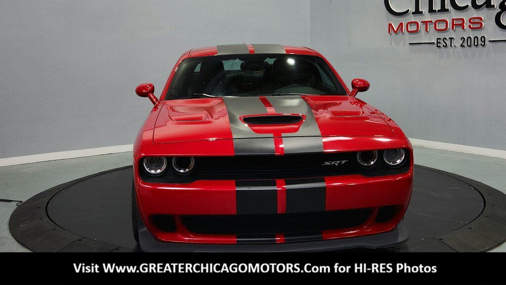 Used 2016 Dodge Challenger SRT Hellcat RWD image 3