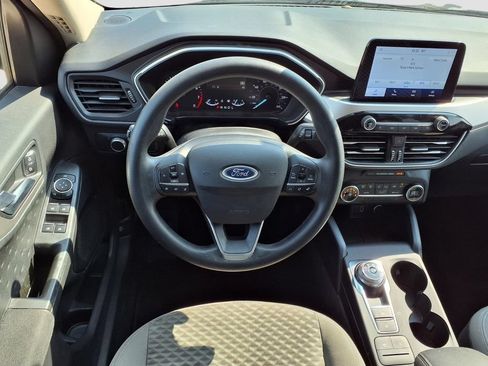 Used 2020 Ford Escape SE FWD image 9