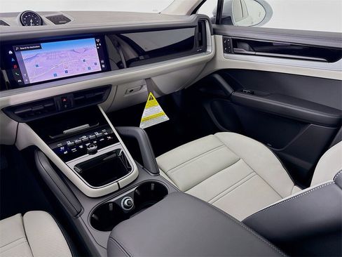 New 2026 Porsche Cayenne E-Hybrid Coupe image 26