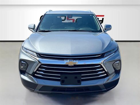 Used 2024 Chevrolet Blazer Premier w/ Driver Confidence II Package image 2