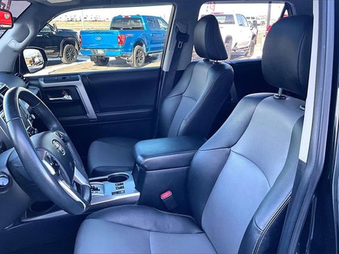 Used 2022 Toyota 4Runner SR5 Premium w/ Moonroof Package image 25